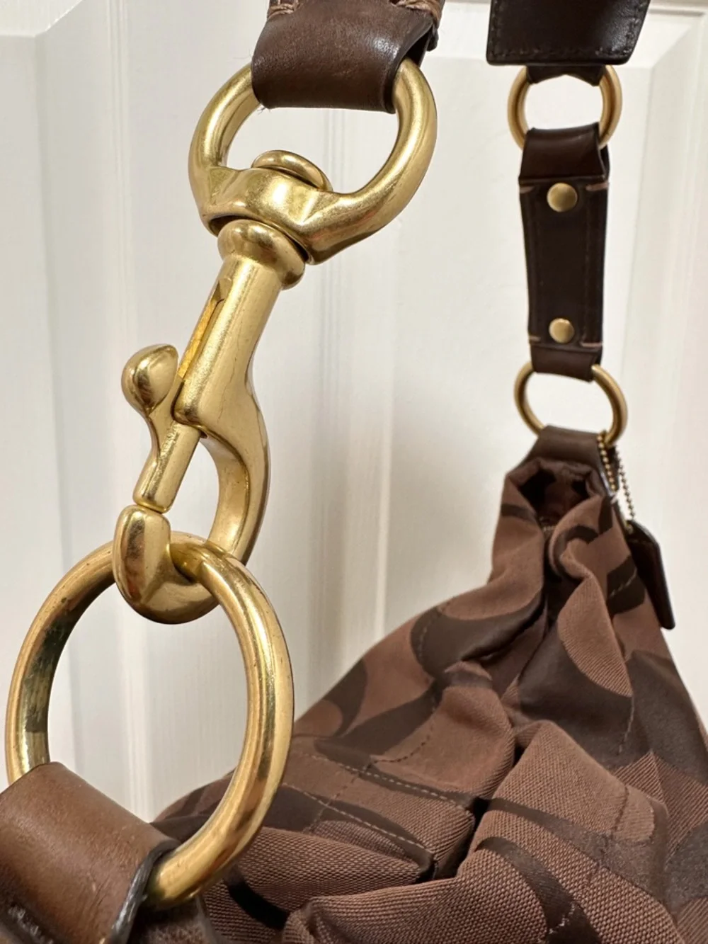 Coach Carly Large Hobo Bag Chocolate Signature Jacquard Mahogany NWOT